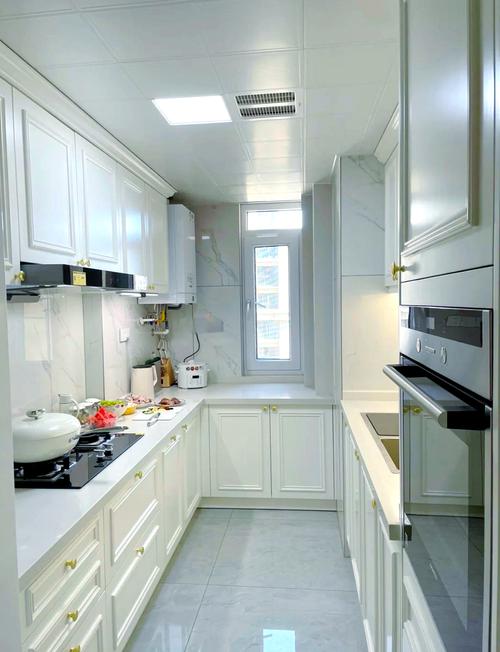 定做一台普通的橱柜多少钱 定做一台普通的橱柜多少钱